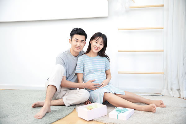 孕期间分泌物多是怀女儿吗？什么方法测胎儿男女可靠？